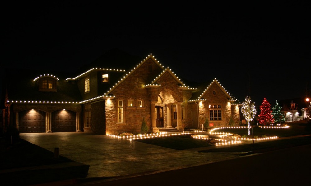 Residential Christmas Light Installation